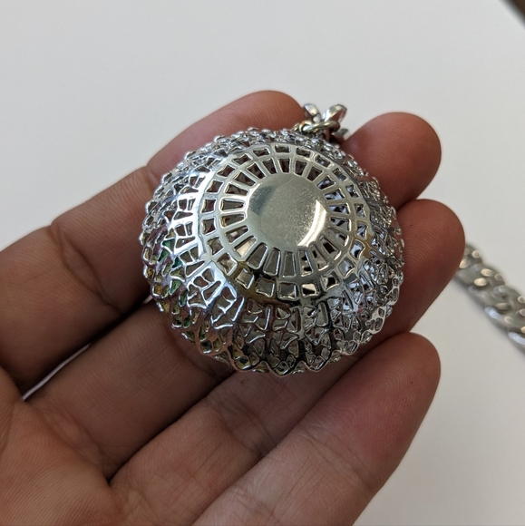 EVC CROWN TRIFARI SILVER TONE BRACELET - Picture 4 of 14